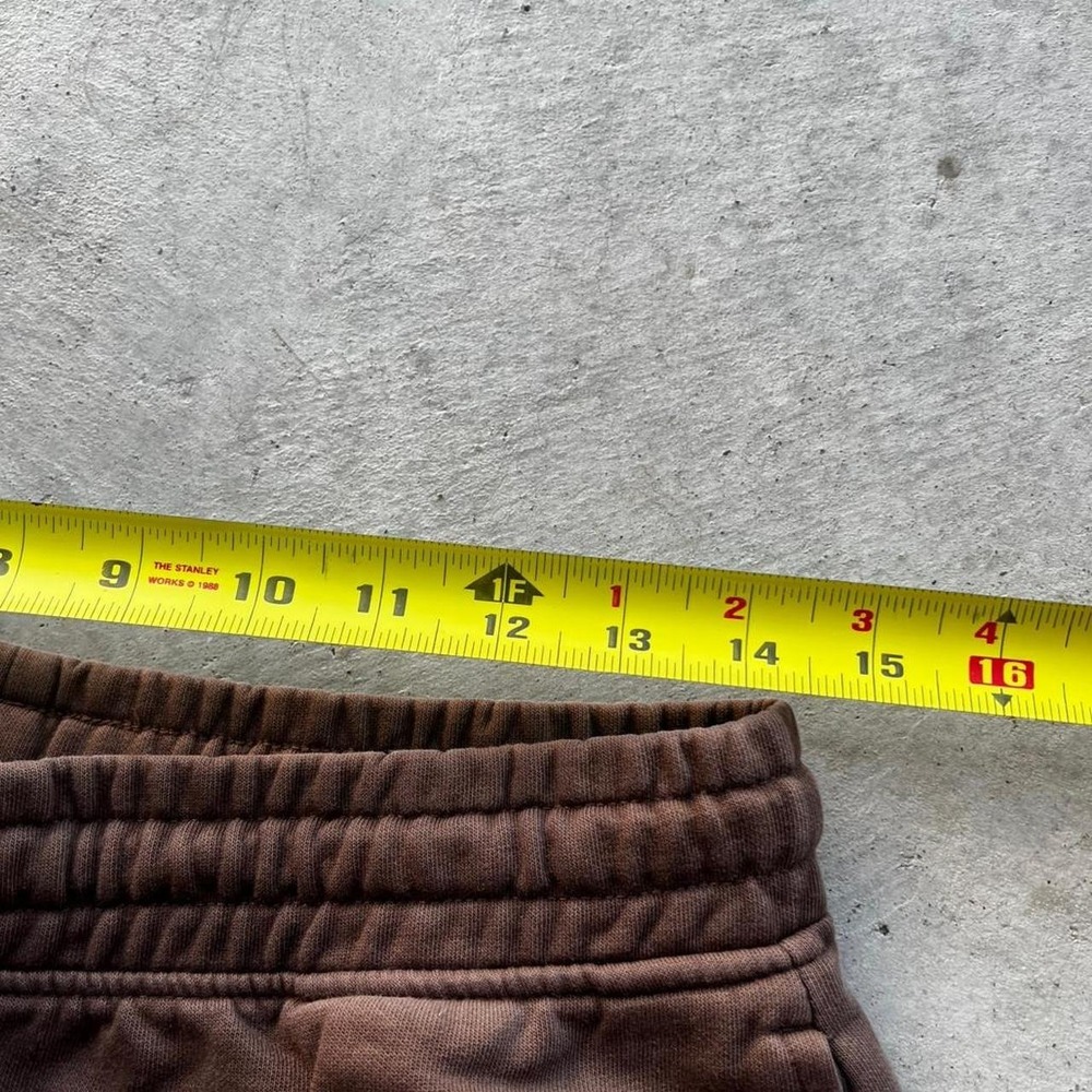 Brown Gymshark Joggers Essential - Picture 5 of 6